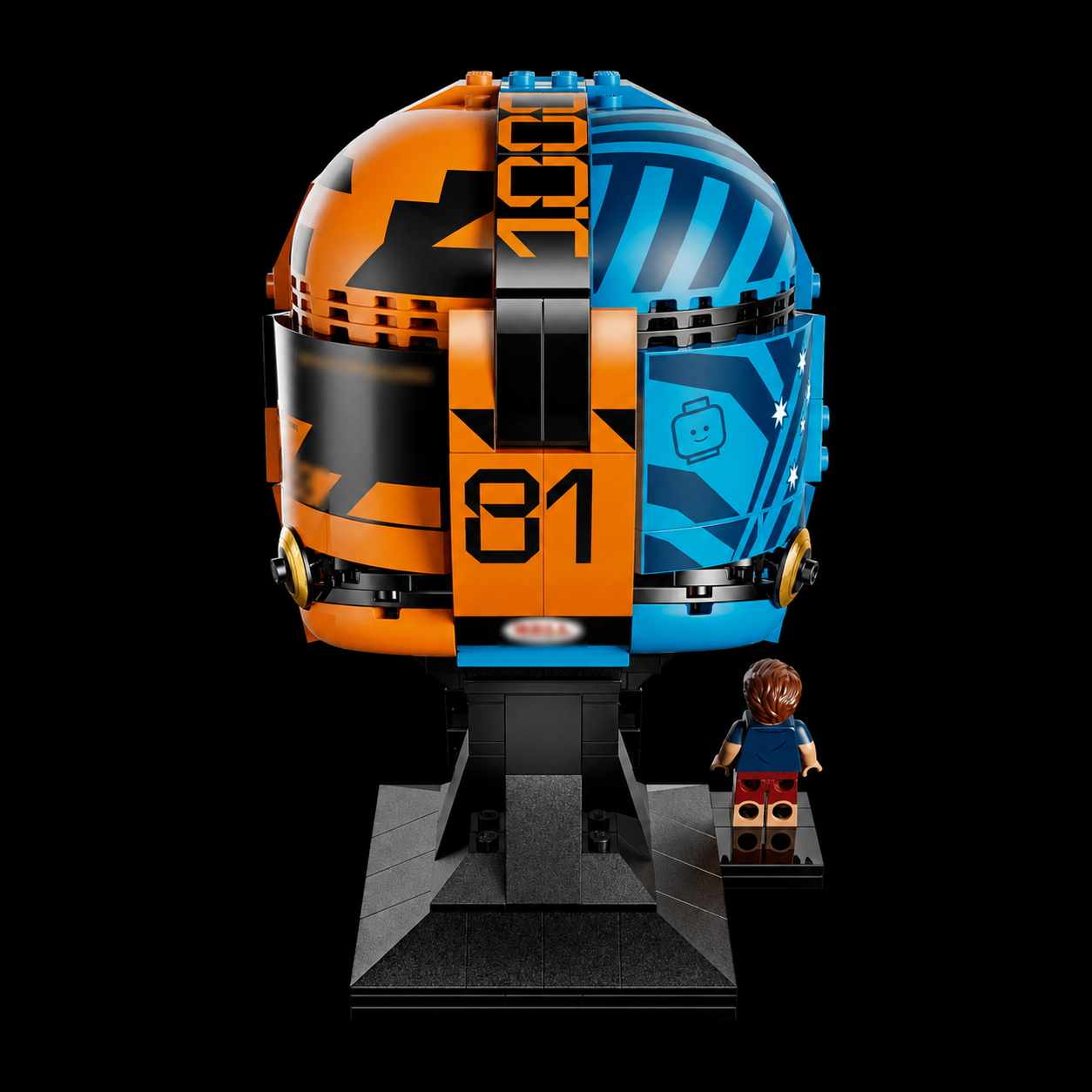 Oscar Piastri Helmet (793 Pcs) - 1:1 ambient gallery image 01