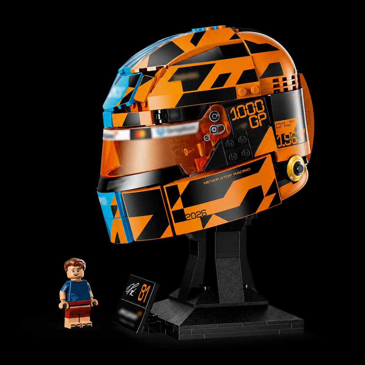 Oscar Piastri Helmet (793 Pcs) - 1:1 ambient gallery image 02