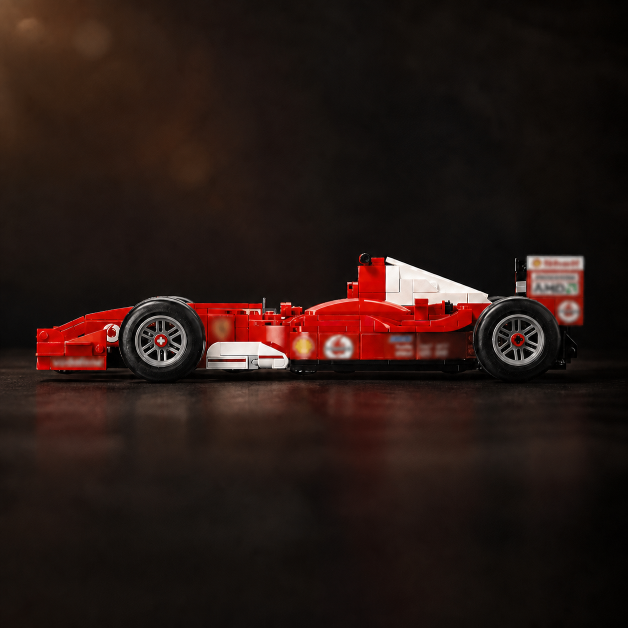 Retro Red Formula 1 Car F2004 (735 Pcs) - gallery image 02