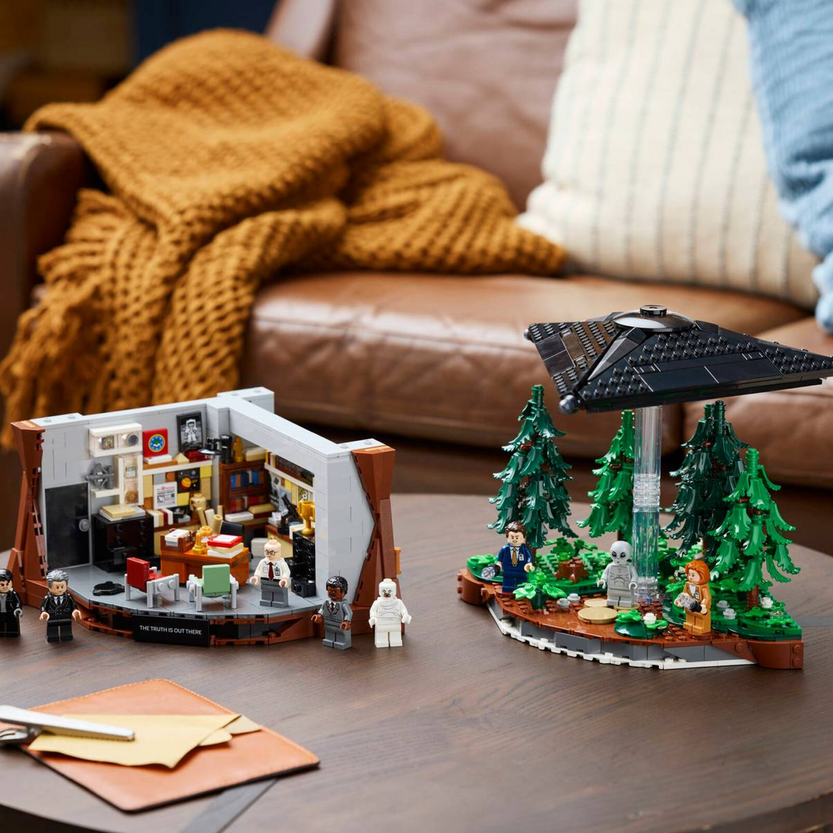 Cover 08 of the original X-Files set (1,478 pieces).
