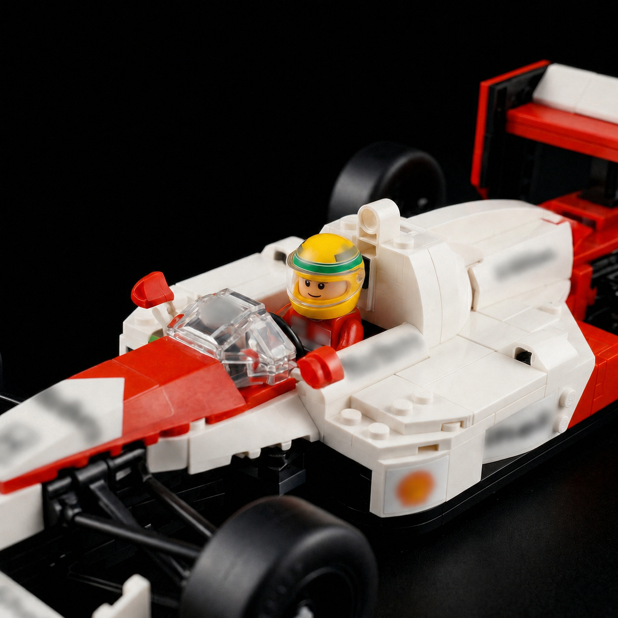 Classic Formula 1 Car MP4/4 - Ayrton Senna (693 Pcs) - gallery image 09