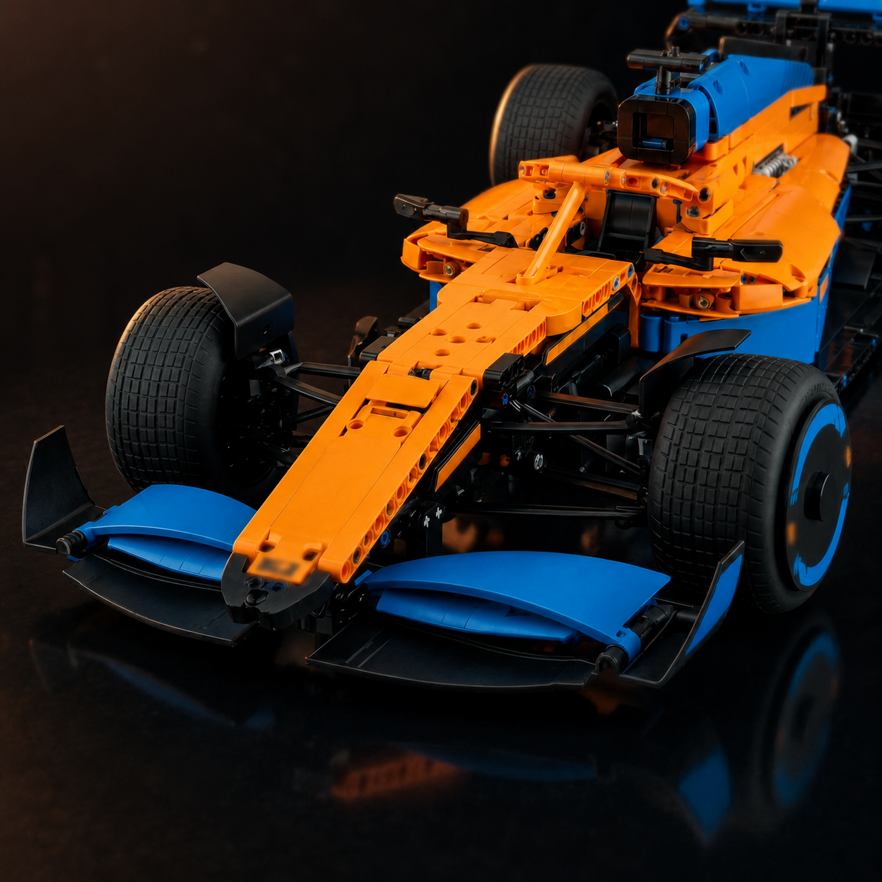 Orangefarbener Rennwagen - Medien 10.png