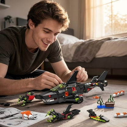 Mecha Shark Submarine (1 031 elementów) 