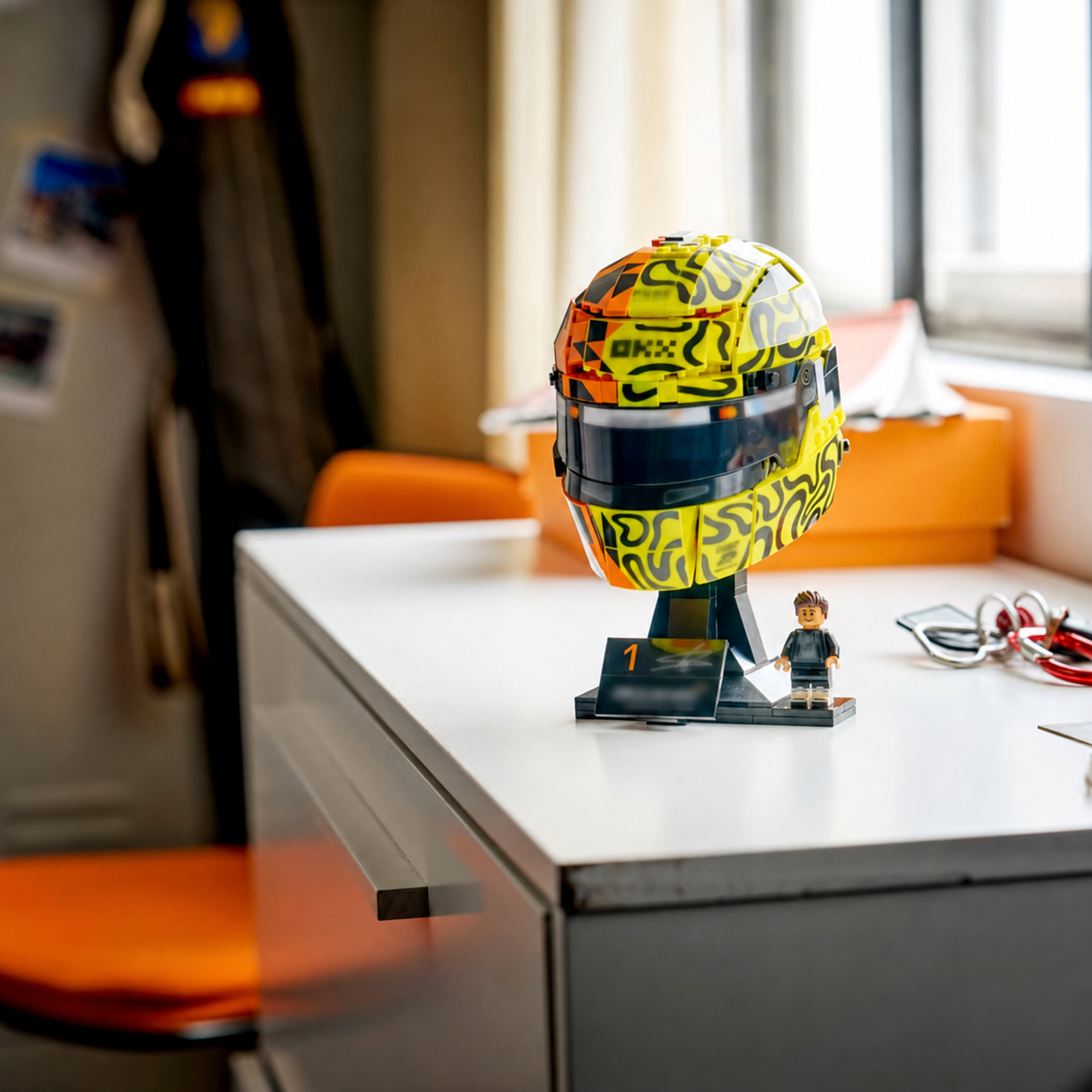 Lando Norris Helmet (793 Pcs) - 1:1 ambient gallery image 6