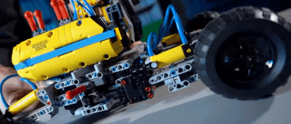 All-Terrain Excavator (1392 pcs)