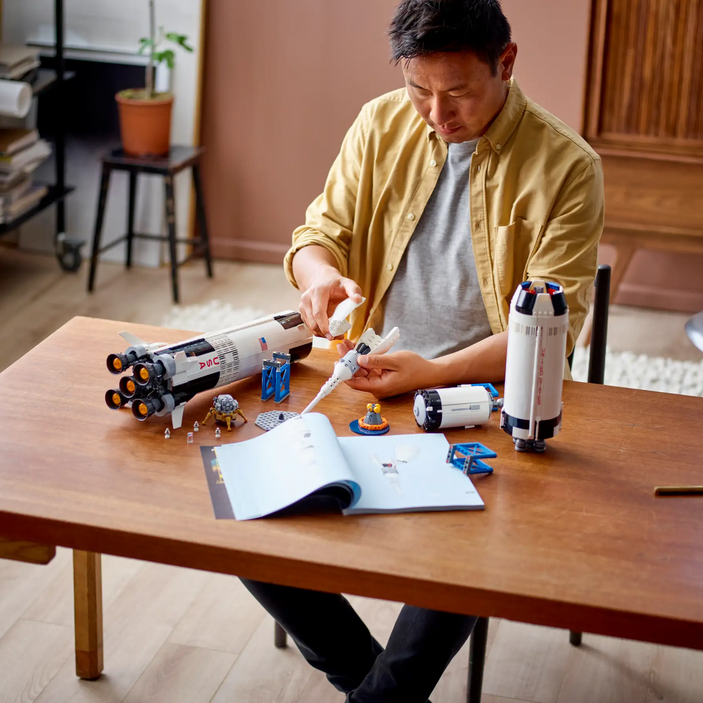 NASA: Apollo Saturn V (1969 pcs)