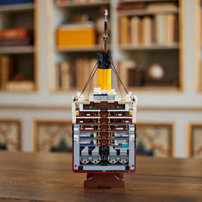 Titanic (9090 pcs)
