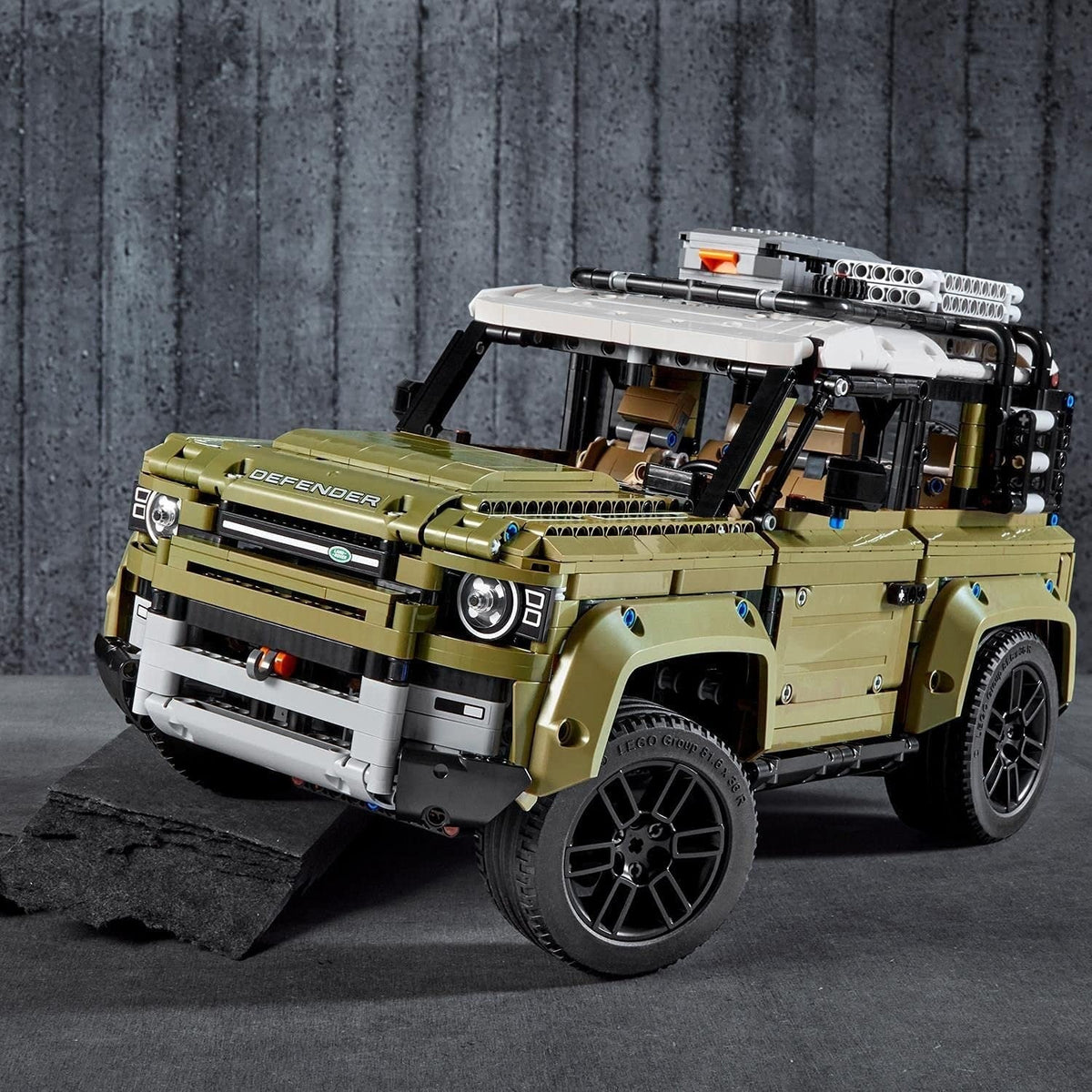 Land Rover Defender (2573 pièces)