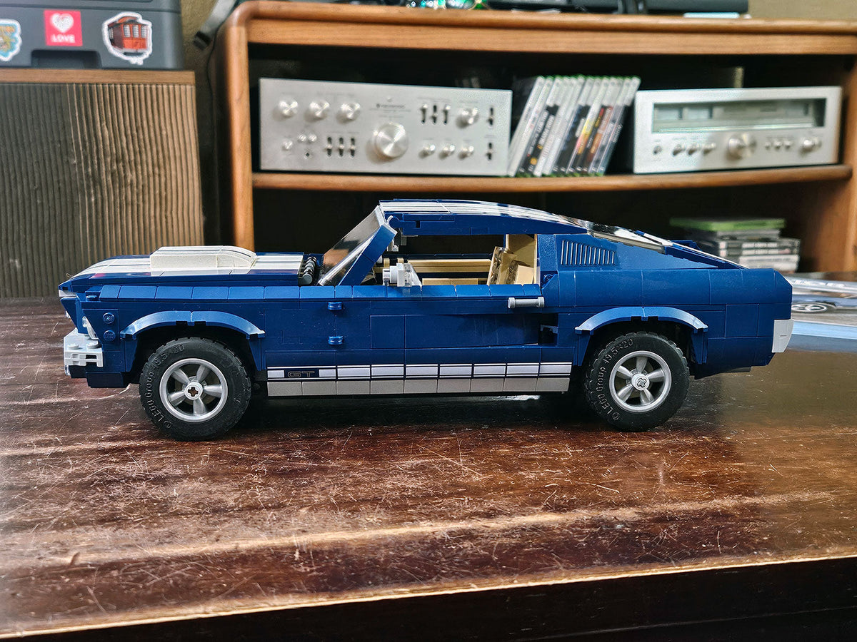 Ford Mustang (1471 деталей)