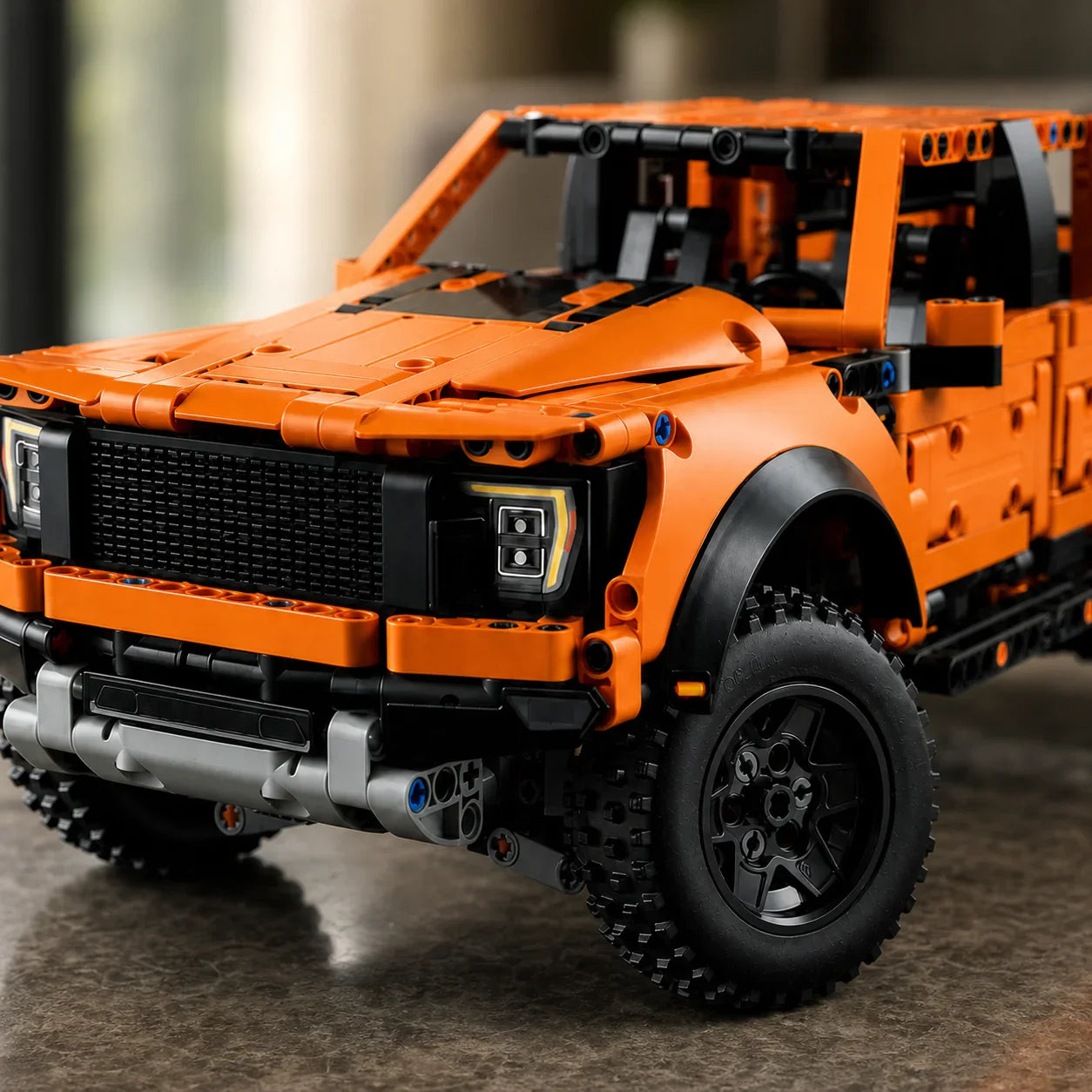 Orange Off-Road Raptor (1379 pezzi) - dettagli dettagliati