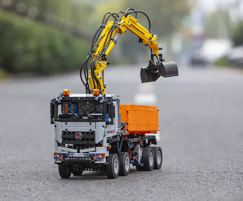 MAN TGS 8x8 (2819 pcs)