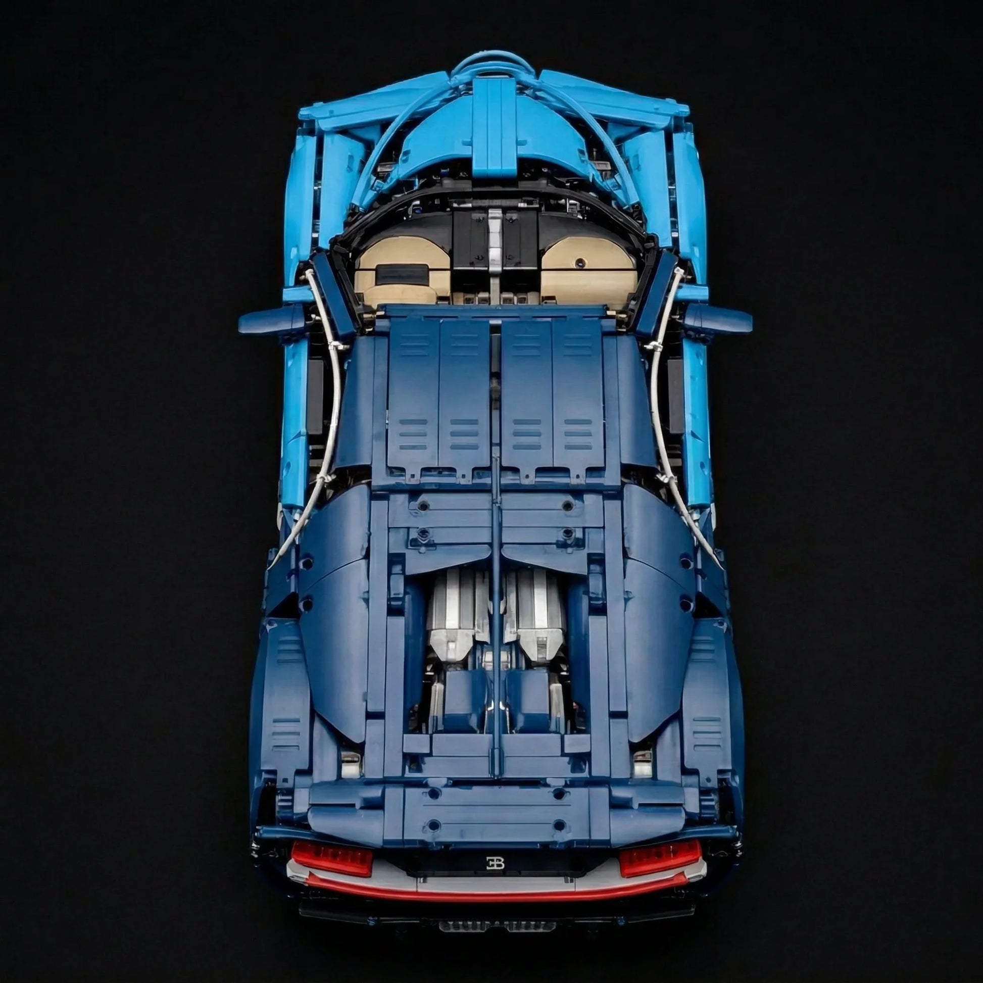 Auto sportiva blu Chiron - Immagine 3