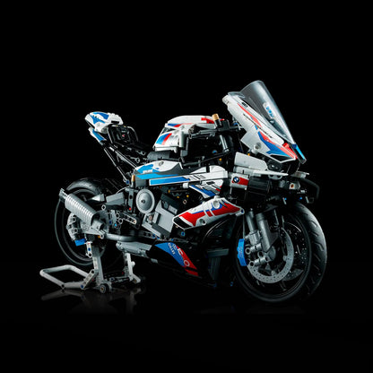 Blaues Superbike M1000 (1920 Stück) – Medien 4