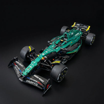 Mașină verde de Formula 1 - Media 6