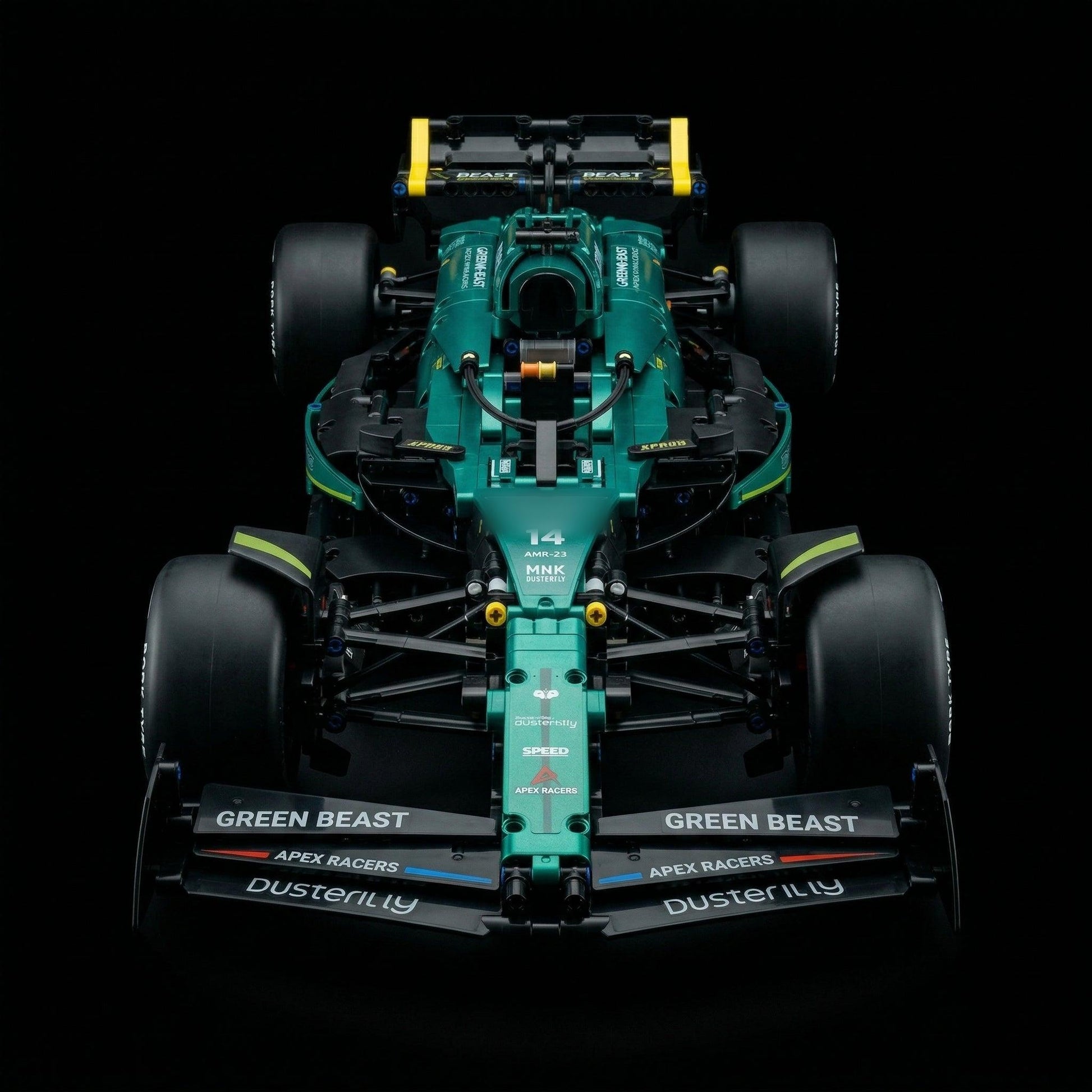 Mașină verde de Formula 1 - Media 7