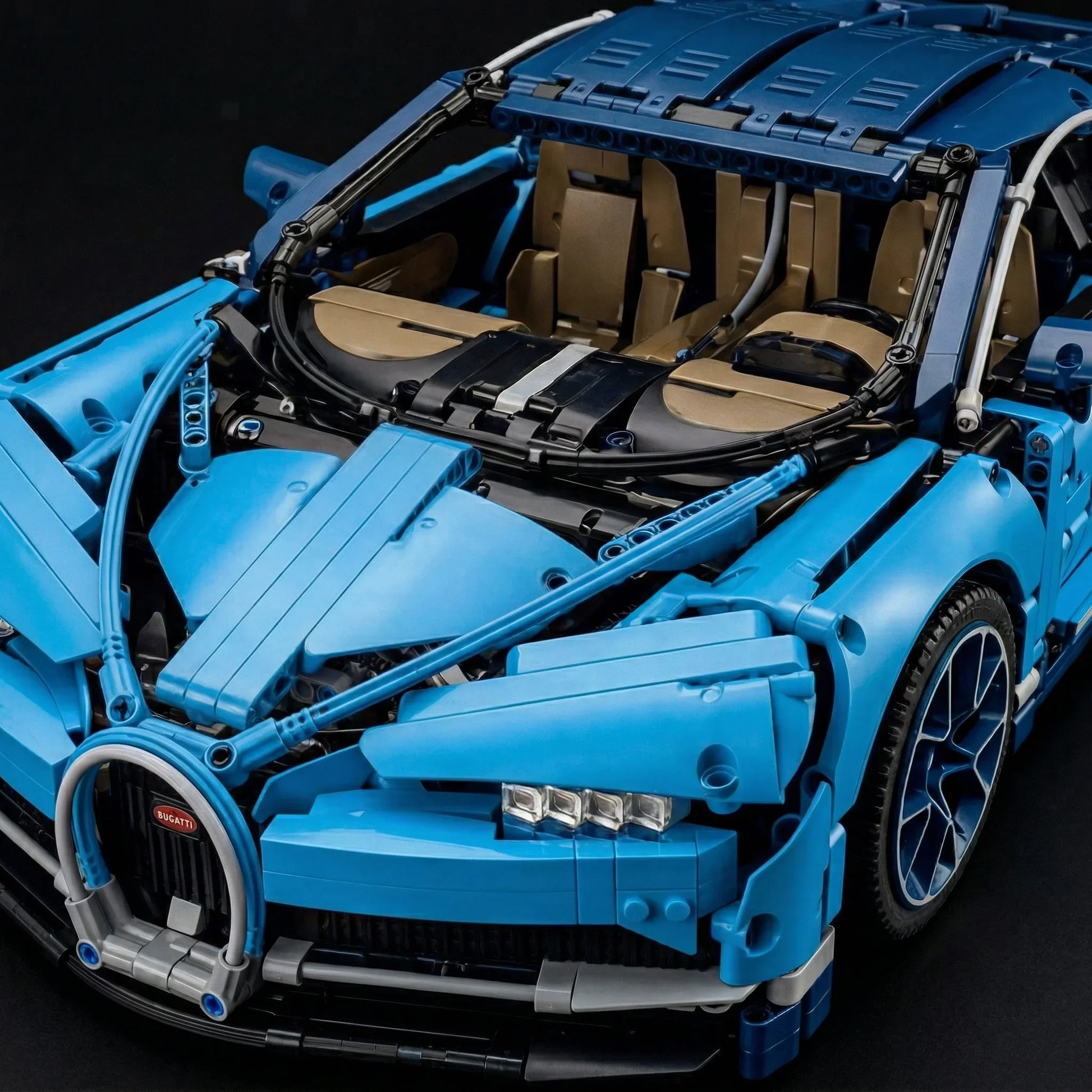 Auto sportiva blu Chiron - Immagine 12