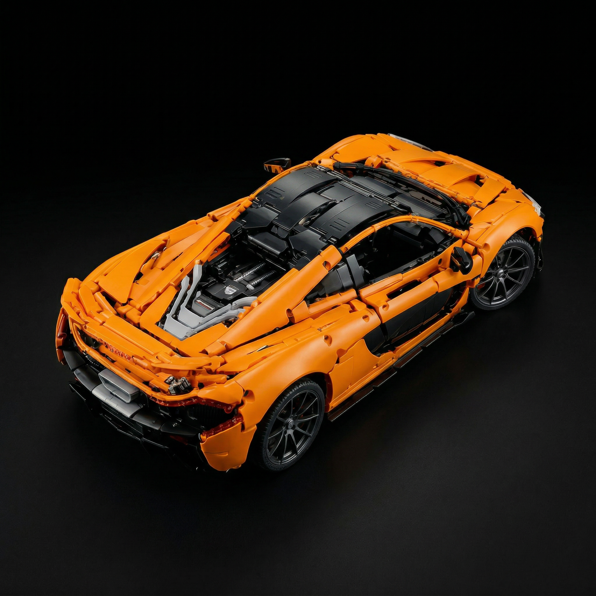 Orangefarbener Sportwagen P1 - Bild 12