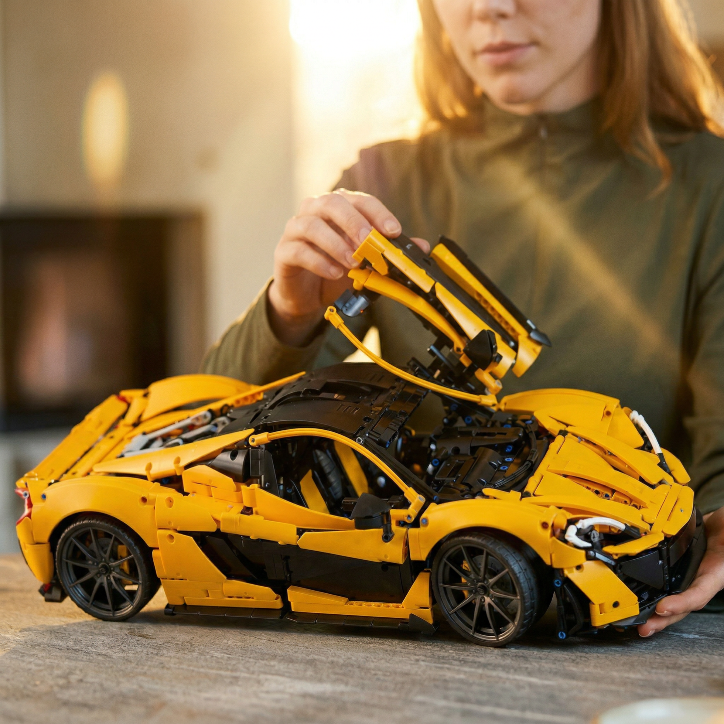 Orangefarbener Sportwagen P1 - Bild 18