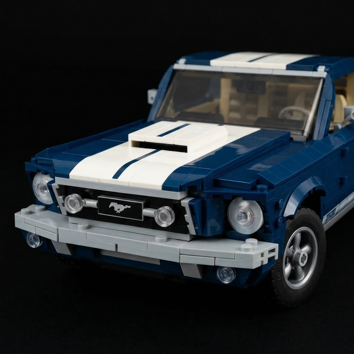 Ford Mustang (1471 деталей)