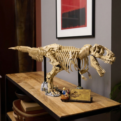 Tyrannosaurus Rex Fossil (3145 Pcs)