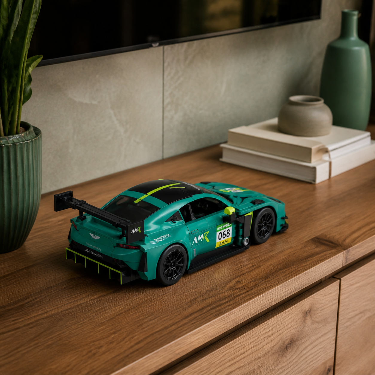 Hot Wheels Aston Martin Vantage GT3 (793 pezzi) 