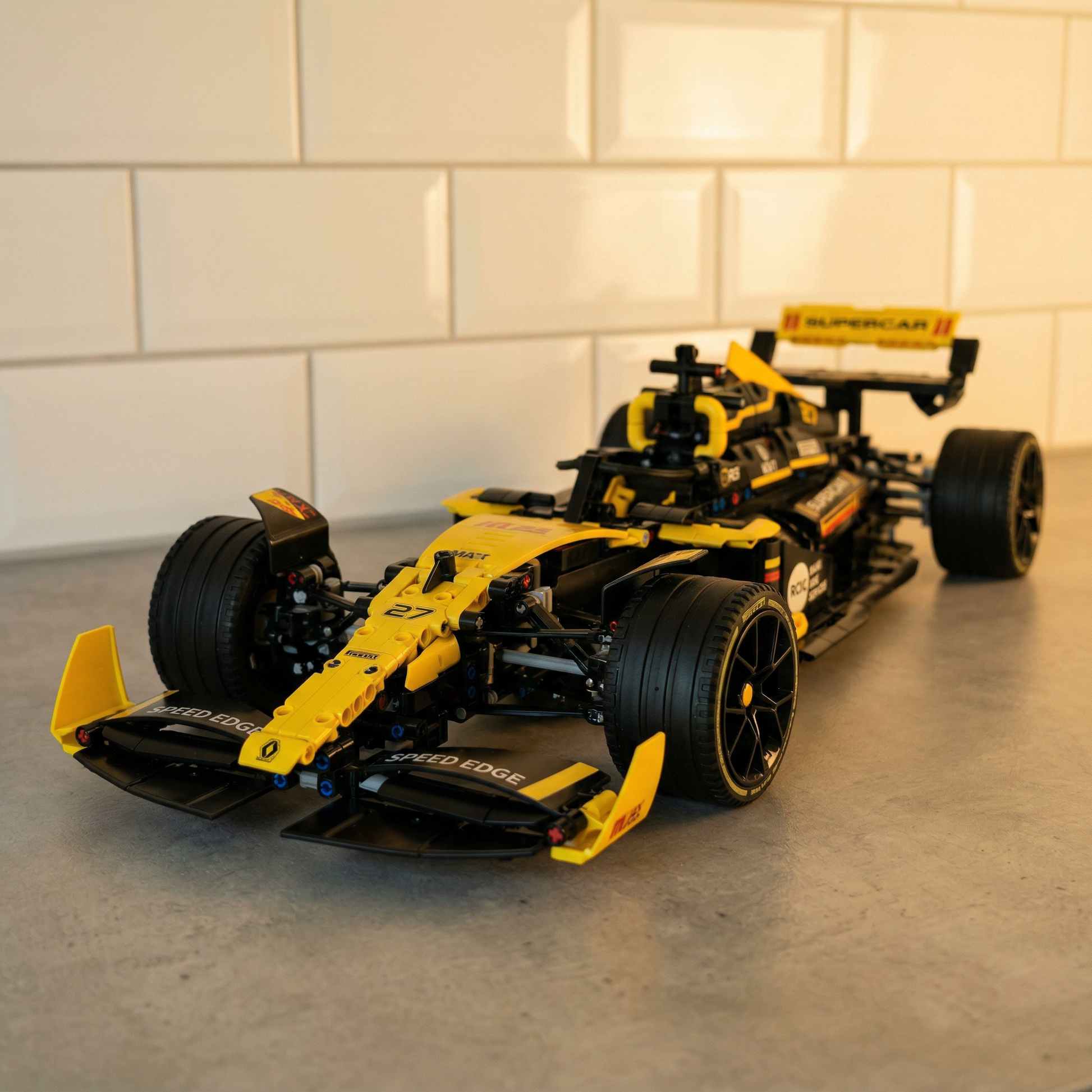 Renault RS20 (1650 Pcs) - source image 8