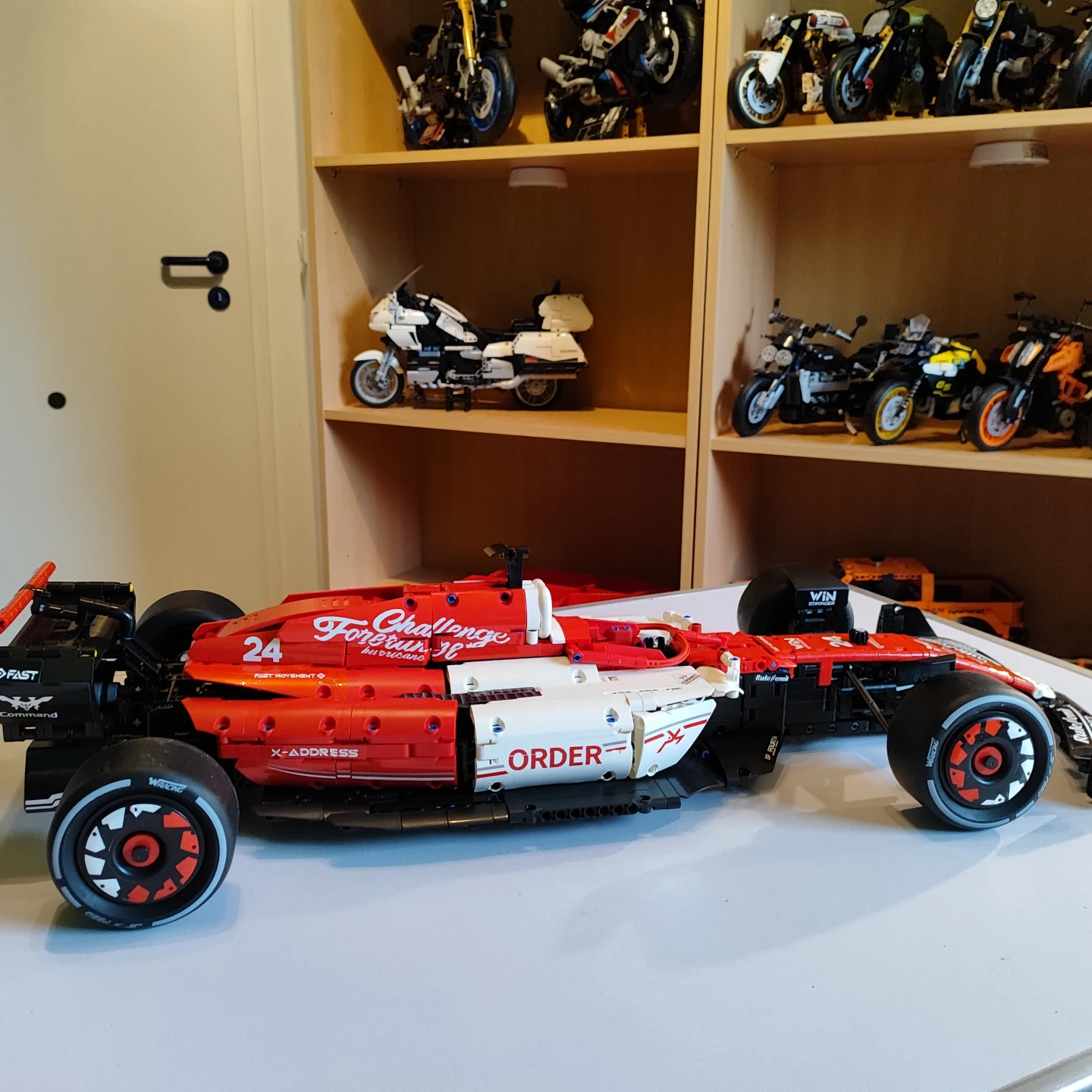Alfa Romeo ORLEN C42 (1770 Pcs) - source image 9