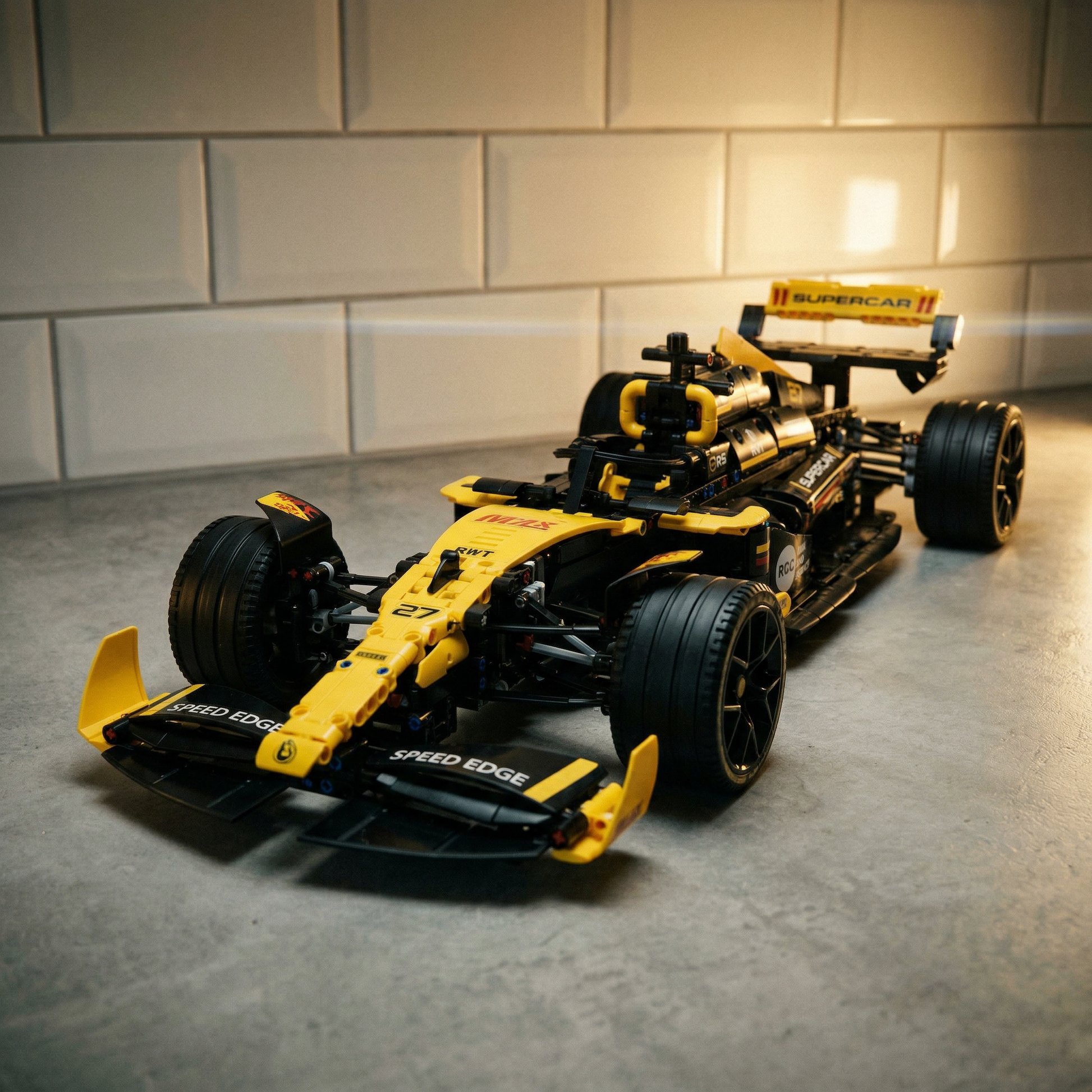 Renault RS20 (1650 Pcs) - source image 10