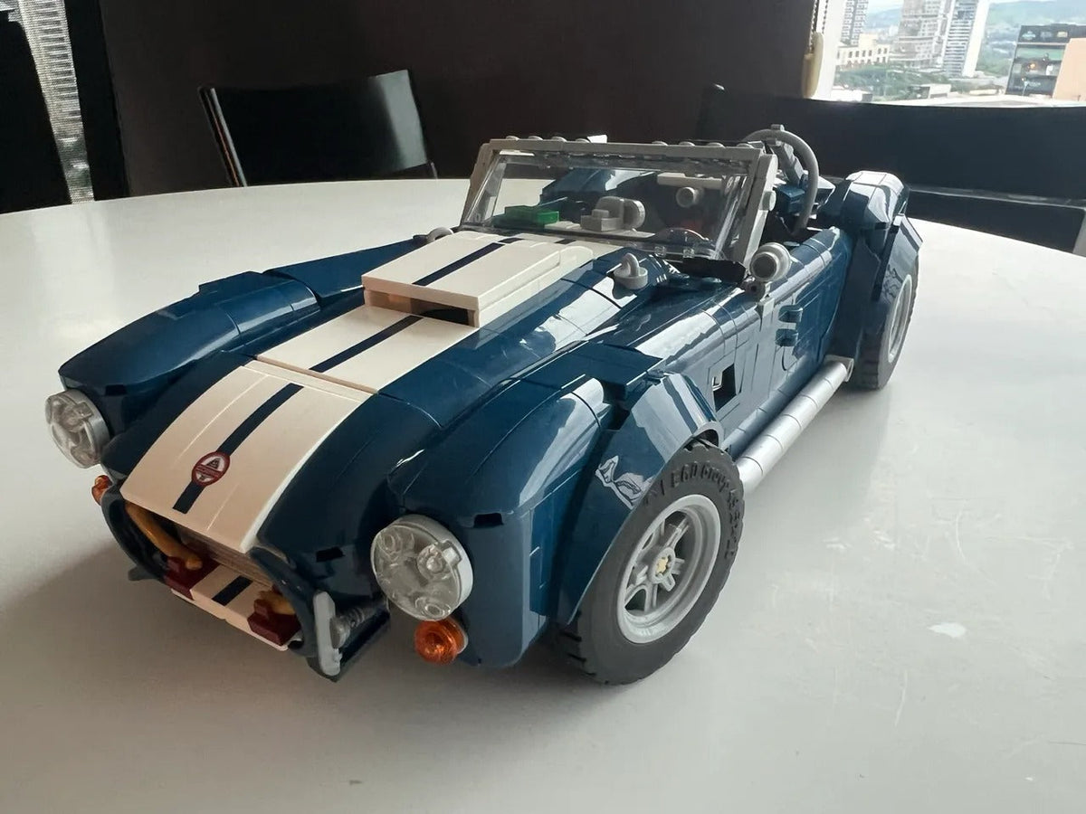 Shelby Cobra V8 (1241 pcs)
