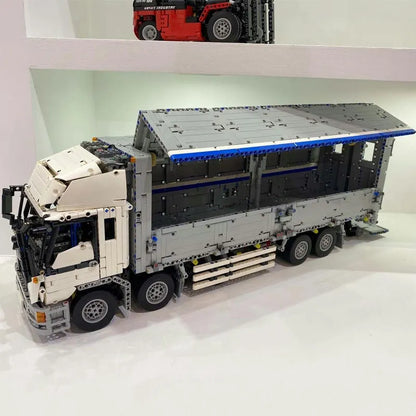 Side-Wing Box Truck (4166 pcs)