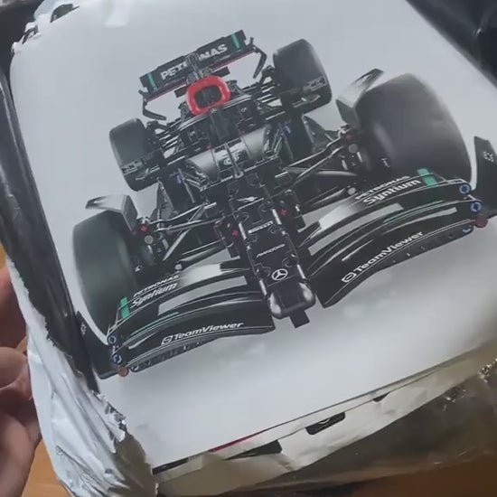 Black Formula 1 Car W14 - Lewis Hamilton (1642 Pcs)