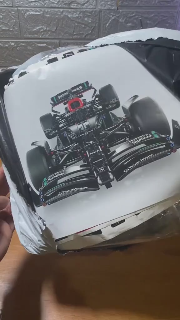 Black Formula 1 Car W14 - Lewis Hamilton (1642 Pcs)