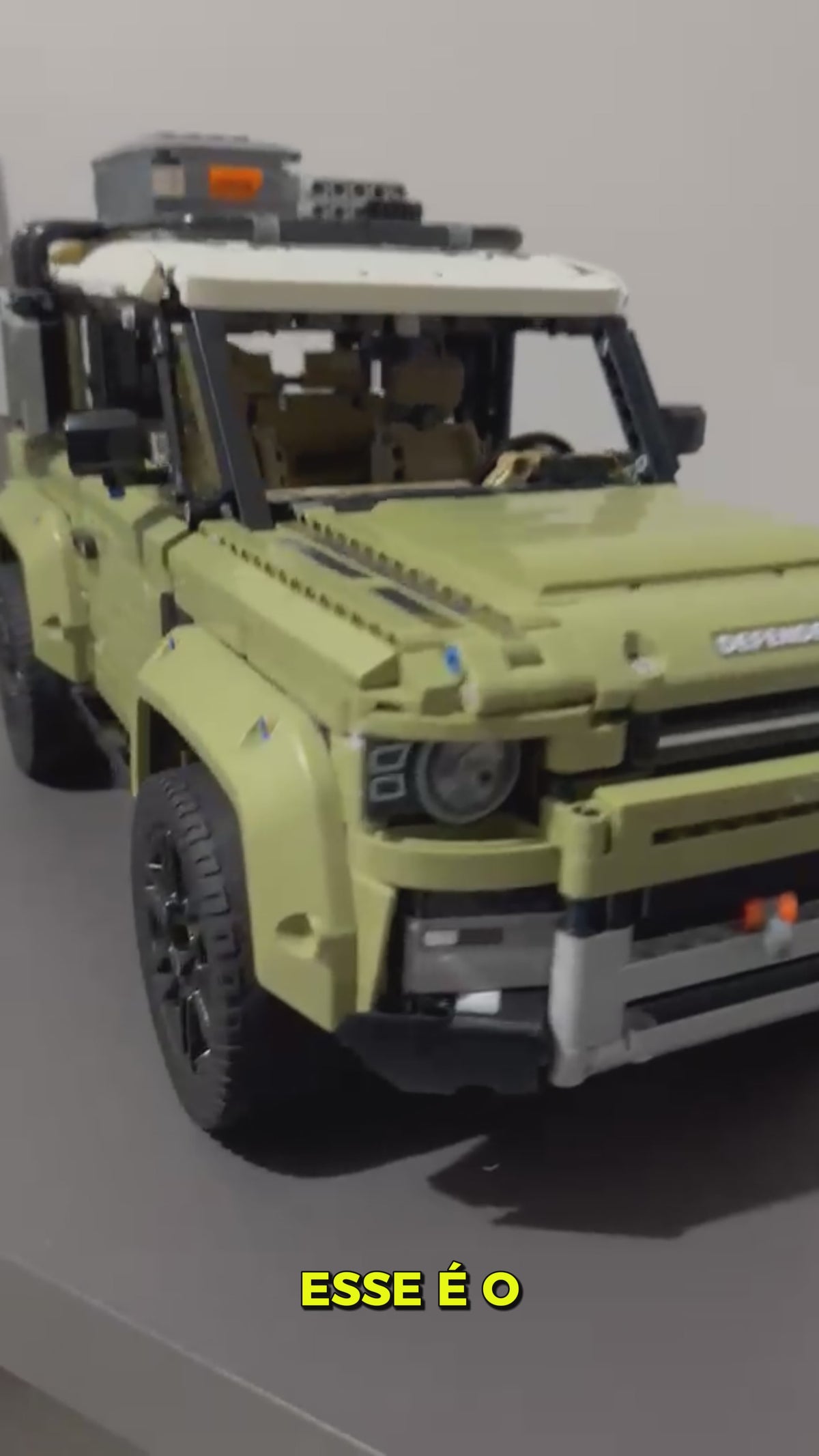 Land Rover Defender (2573 pièces)