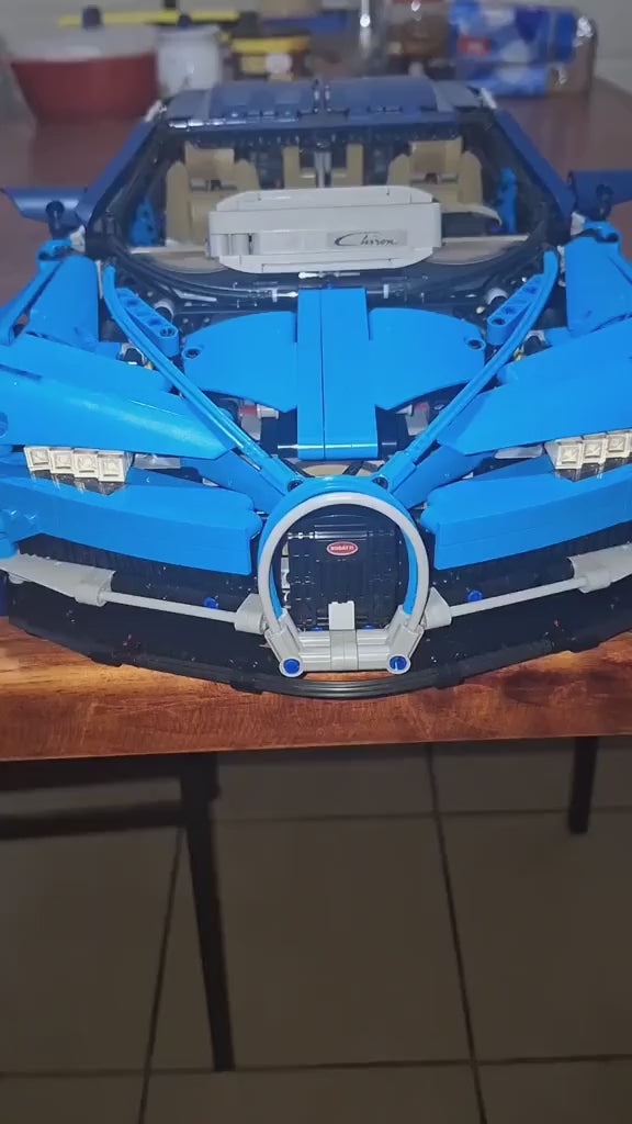 Blue Sports Car Chiron (3599 Pcs)