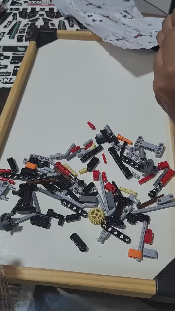 Black Formula 1 Car W14 - Lewis Hamilton (1642 Pcs)