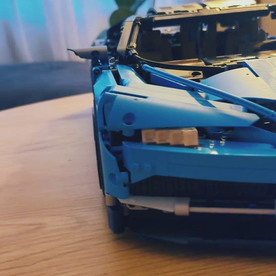 Blue Sports Car Chiron (3599 Pcs)