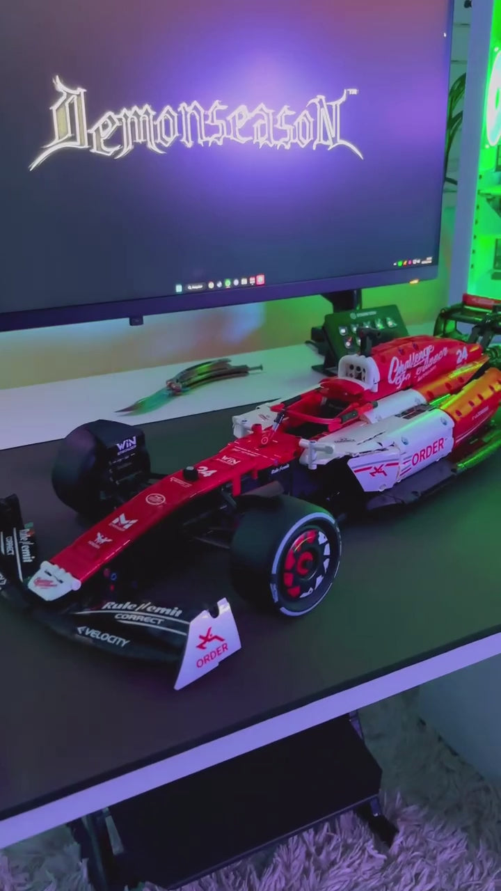 Formula 1 ORLEN C42 - Valtteri Bottas (1770 pcs)