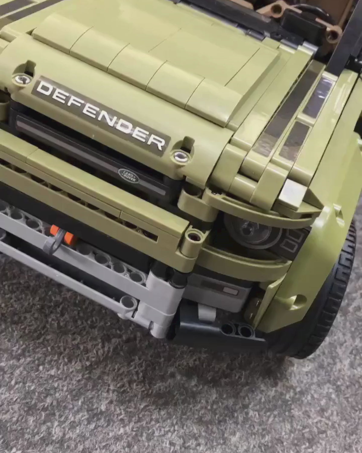 Land Rover Defender (2573 pièces)