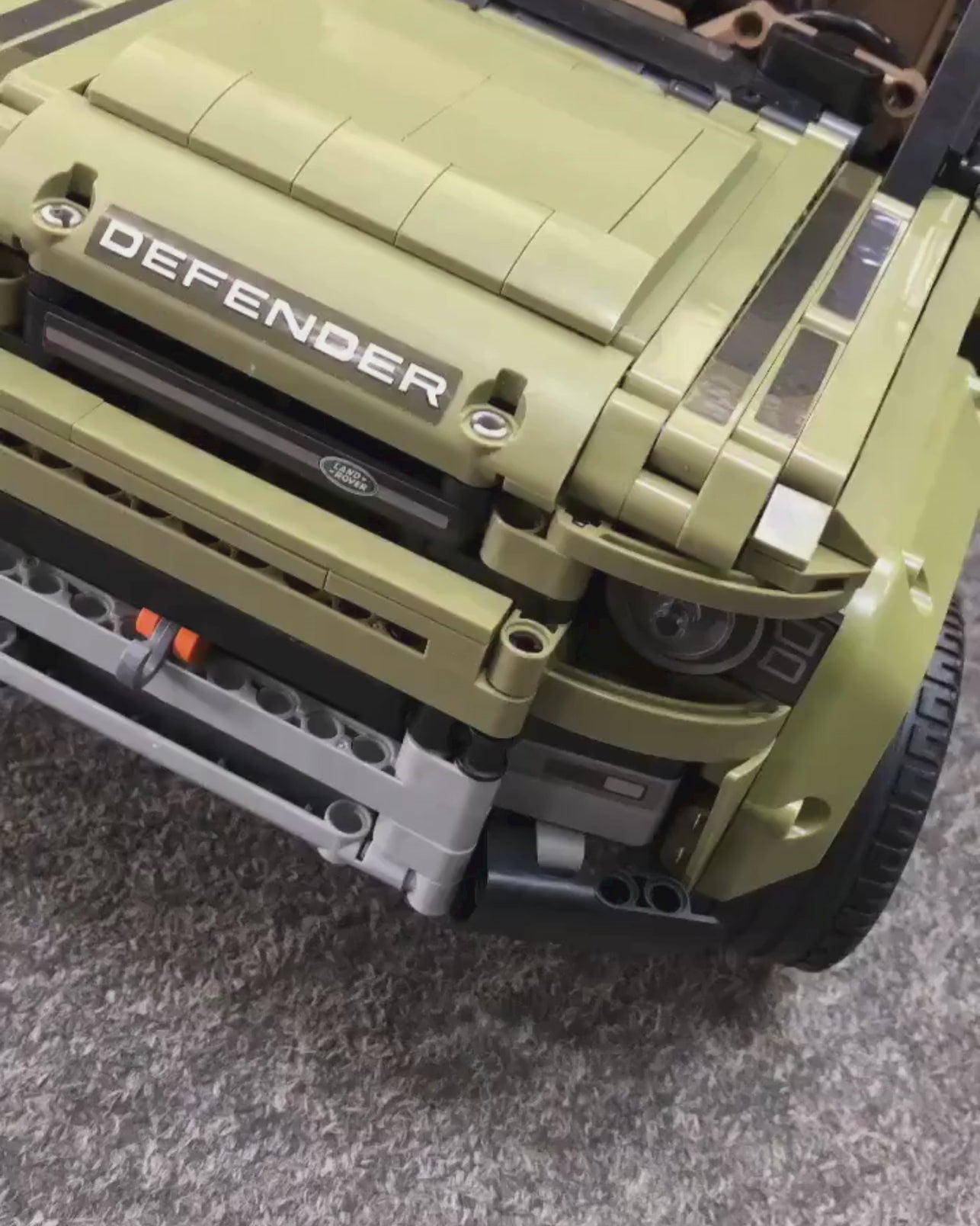 Land Rover Defender (2573 pièces)