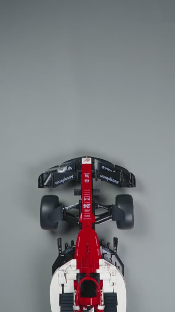 Formula 1 ORLEN C42 - Valtteri Bottas (1770 pcs)
