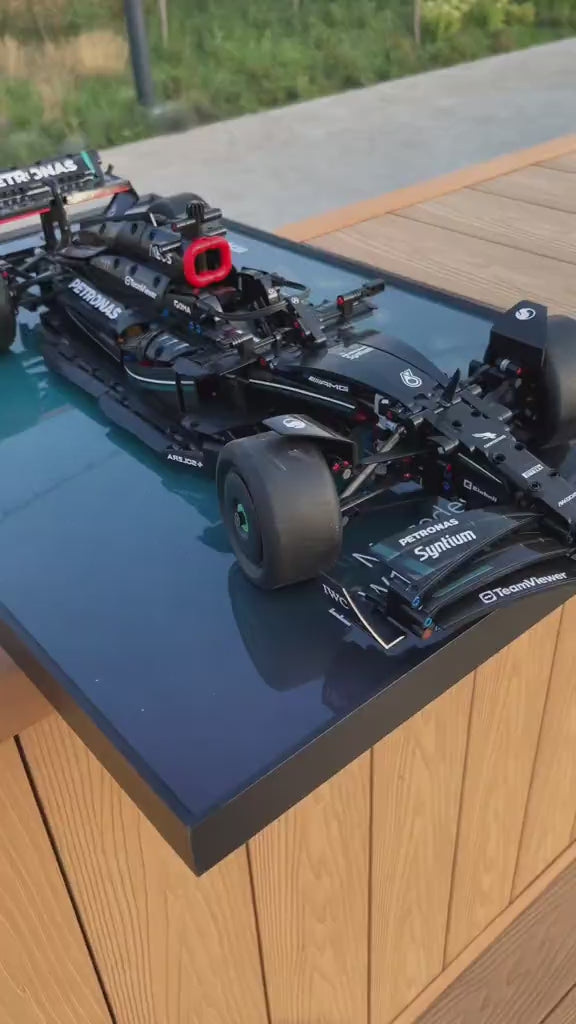 Black Formula 1 Car W14 - Lewis Hamilton (1642 Pcs)