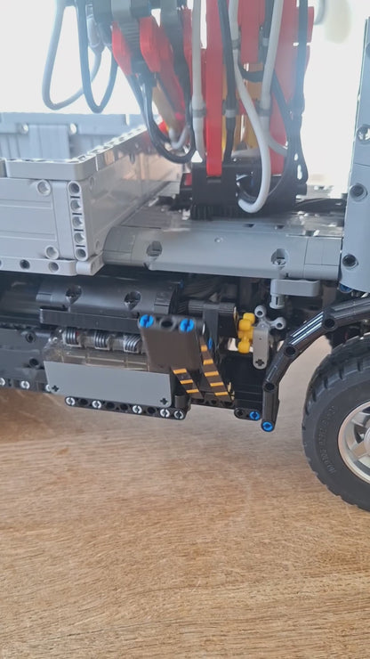 Camion Gru Volvo FMX (3757 pezzi) 