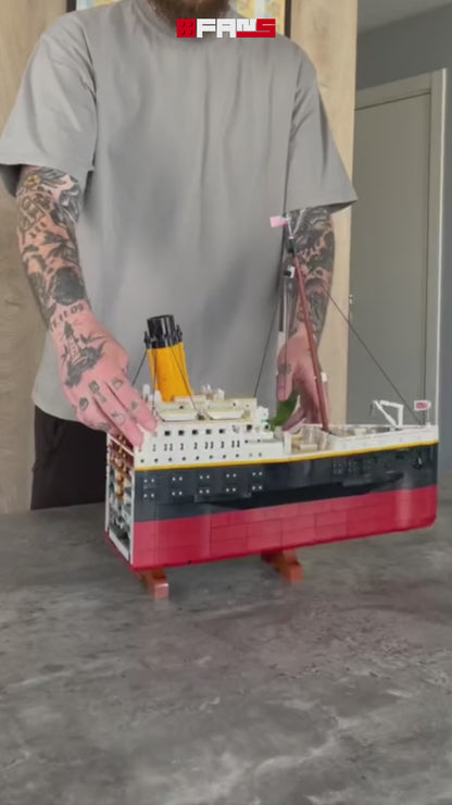 Titanic (9090 pcs)
