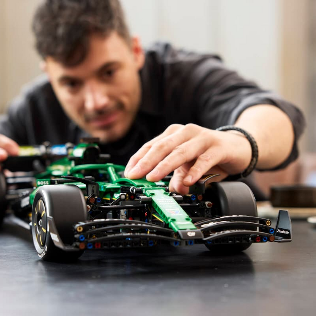 Aston Martin AMR25 (1547 pcs)
