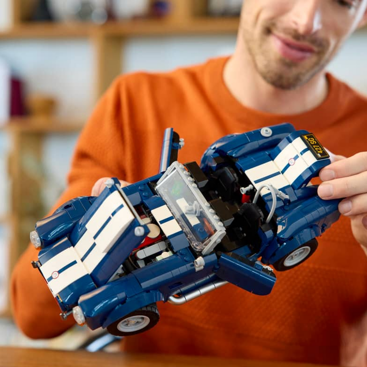 Shelby Cobra V8 (1241 pcs)