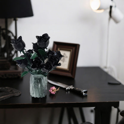 Midnight Rose Bouquet (623 pcs)